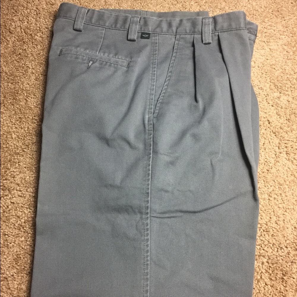Men’s dockers pants